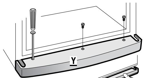 BRANDT UD2510 - Verwijderen van de Sokkel - 1