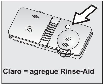 BRANDT DFS600WE1 - Llenando el dispensador del abrillantador del abrillantador - 3