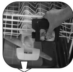 BRANDT VF200JE1 - Adding the detergent - 2