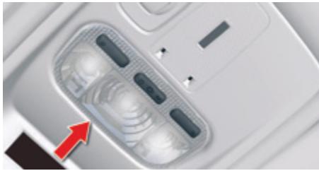 CITROEN C5 AIRCROSS - Changement des lampes interieures - 1