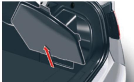 CITROEN C5 AIRCROSS - Changement des feuels sur le volet de coffre - 2