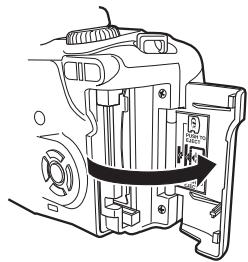 OLYMPUS E-500 - Insertion d'une carte - 1
