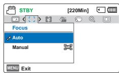 SAMSUNG HMX F90 & HMX-F90 - Focus (Mise au pt) - 2