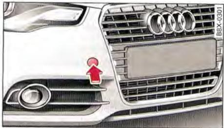 AUDI A1 2010 - Cillet de remorquage avant - 1