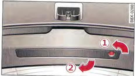 AUDI A1 2010 - Triangle de présignalisation - 1