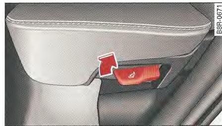 AUDI Q5 2012 PARTIE1 - Agrandissement de l'espace de chargement à partir de l'habitacle - 1