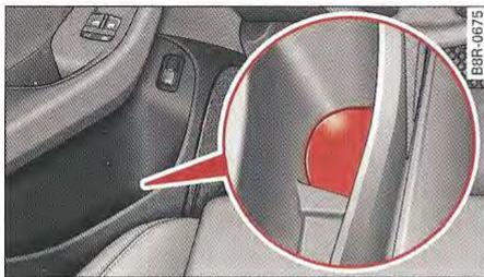 AUDI SQ5 2012 PARTIE1 - Porte-gobelets dans les vide-poches - 1