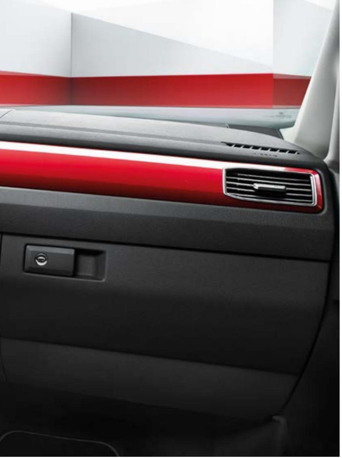 VOLKSWAGEN CADDY - 2