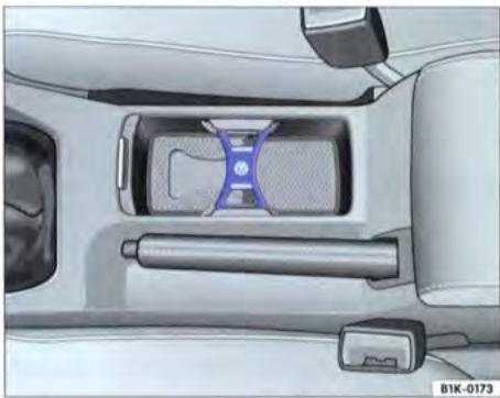 VOLKSWAGEN GOLF 5 - Rangement dans la console centrale avec decapsuleur - 1