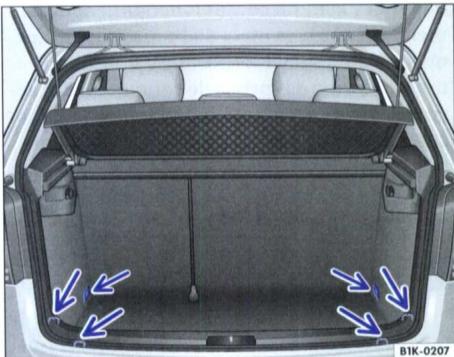 VOLKSWAGEN GOLF 5 2005 - Rangement des bagages - 1