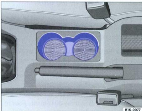 VOLKSWAGEN GOLF 5 2005 - Porte-boissons dans la console centrale - 1