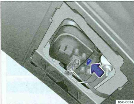 VOLKSWAGEN GOLF 6 - Effectuez les opérations uniquement dans l'ordre indiqué : - 2