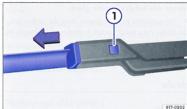 VOLKSWAGEN POLO 6 PARTIE2 - Nettoyage et remplacement des balais d'essuie-glace - 1