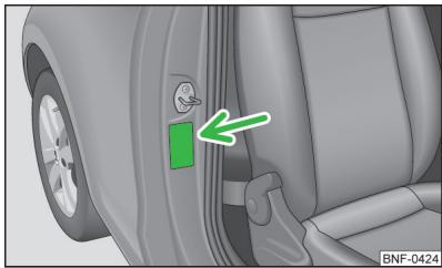VOLKSWAGEN UP - Utilisation de sièges infant sur le siège du passager - 1