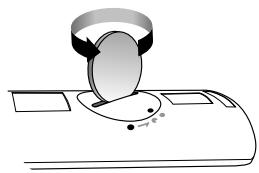 SAMSUNG HW-J7501 - COLOCAR PILHAS NO CONTROLLO REMOTO - 1