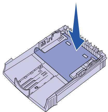 LEXMARK E320 - Einlagen von Papier in das zusätzliche Fach 2 - 2
