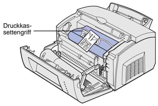 LEXMARK E321 - Entfern der Druckkassettenverpackung - 2
