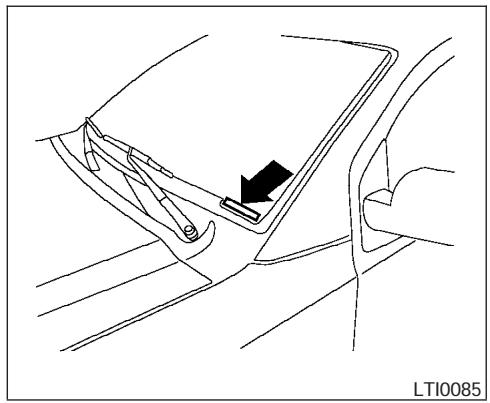 NISSAN PATHFINDER 2008 - IDENTIFICATION DU VÉHICULE - 1