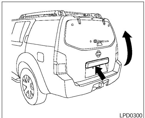 NISSAN PATHFINDER 2008 - HAYON VITRÉ - 1