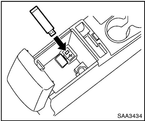 NISSAN ROGUE 2013 - CD+AUX Bouton CD-AUX (modèle avec radio satellite) AUX AUX (modèle sans radio satellite): - 1