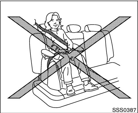 NISSAN X-TRAIL 2006 - ATTENTION - 1
