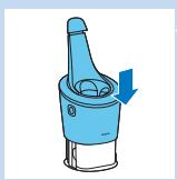 PHILIPS S9041/12 - Cleaning the shaver in the SmartClean system - 7