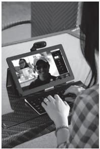 LOGITECH C270 - Med dit Logitech HD Webcam c270 kan du.fore HD 720p-videoamtaler. - 4