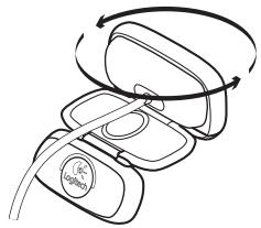 LOGITECH C615 - Replier la caméra pour la ranger ou pour les déplacements - 1