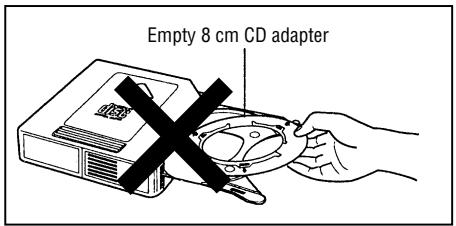 GRUNDIG MCD 36 - Under no circumstances must an empty 8 cm CD adapter be loaded inside the magazine. - 1