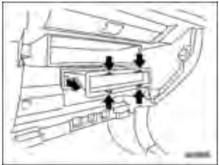 SUZUKI FORESTER - Remplacement d'un filtre à air - 3