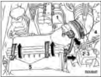 SUZUKI FORESTER - Remplacement de l'objet du filtre à air - 1