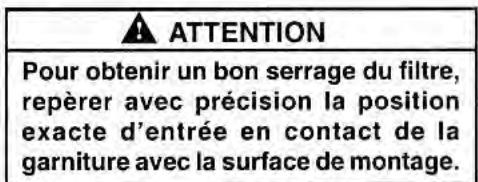 SUZUKI SAMURAI - Dépose du filtré à huile et repose d'un filtré neuf. - 2