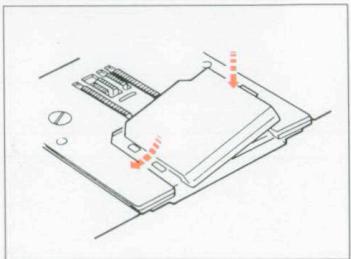 ELNA 3005 - CLEANING THE BOBBIN CASE - 3