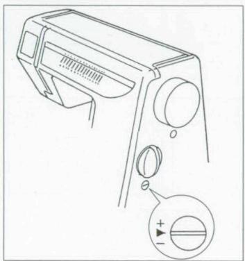 ELNA 3005 - ADJUSTING STRETCH STITCH BALANCE - 1
