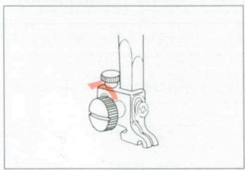 ELNA 3005 - TO REMOVE AND ATTACH THE FOOT HOLDER - 1