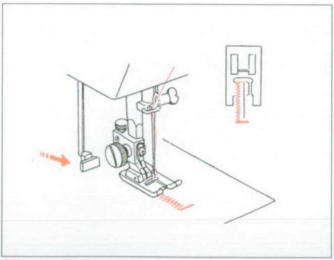 ELNA 3005 - MANUAL BUTTONHOLE - 4