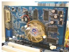 GIGABYTE GA-970A-DS3P - Installing an Expansion Card - 1