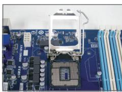 GIGABYTE GA-H87-HD3,  GA-H87M-D3H - Installation d'un processeur Intel (sautez cette étape si la carte mère comprend un CPU intégré) - 1