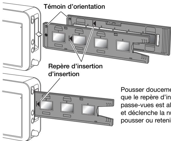 KONICA MINOLTA DIMAGE SCAN ELITE 5400II - Chargement et éjection d'un passse-vues - 1