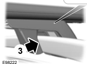 FORD KUGA 2010 - Chargement du vehicule - 3