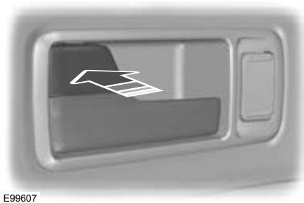 FORD KUGA 2010 - Verrouillage et déverrouillage des portes à partir de l'intérieur - 2