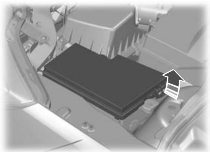 FORD KUGA 2011 - Boîte à fusibles du compartment moteur - 1