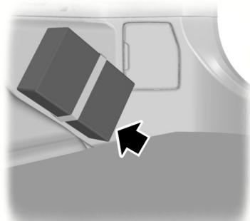 FORD MONDEO 2013 - TROUSSE DE PREMIERS SECOURS - 2