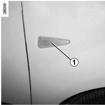 DACIA SANDERO 2010 - БOKOBbie NOBTOPHTEN YKA3ATEJEI NOBOPOTOB: 3ameHa JAmn - 1