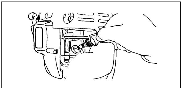 MAKITA SP252-4R - Punkt 1 Ersatz des Ölfühlers - 4