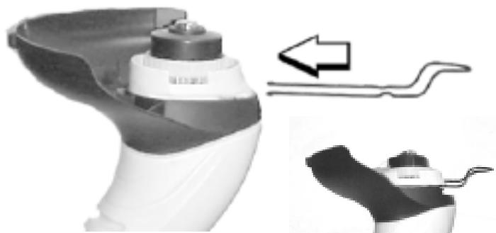 MCCULLOCH MCT2027 - 3-1. DEBRIS SHIELD INSTALLATION - 2