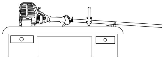 MTD TB525CS - CHECKING THE OIL LEVEL - 1