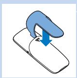 PHILIPS PR3098/00 - Inserting the batteries in the remote control - 4