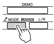 SONY DGX205 - Appuyez deux fois sur la touche [LESSON MODE] pour lancer Lesson 2. - 1