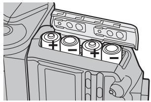 SONY HVL-F56AM - Inserimento dellepile - 3